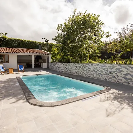Countryside House With A Pool And Fireplace *