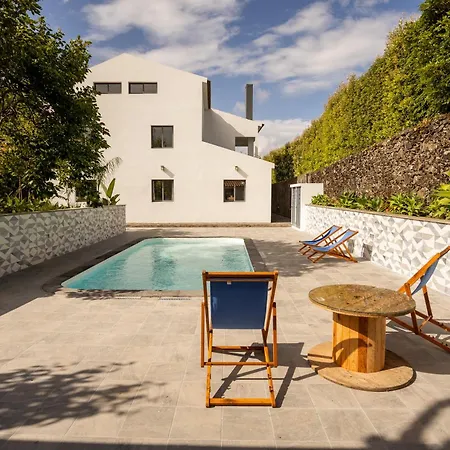 Countryside House With A Pool And Fireplace