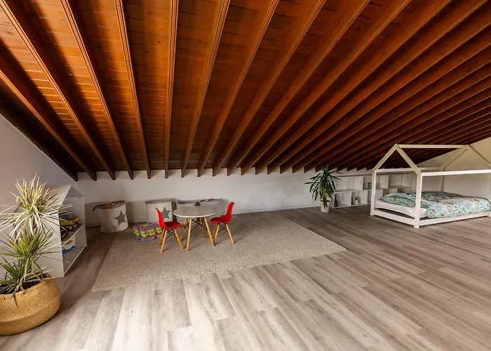 Countryside House With A Pool And Fireplace וילה *