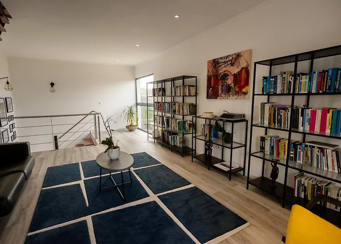 וילה Countryside House With A Pool And Fireplace *